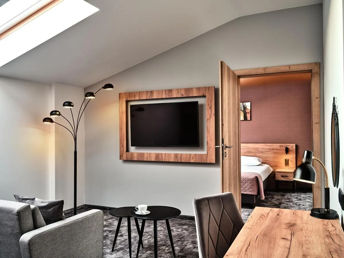 1891 Garni Hotel Cracovia 4*,