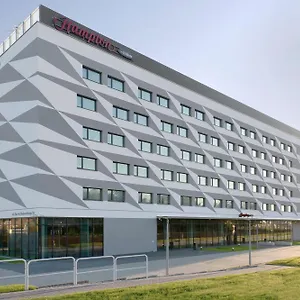 Hampton By Hilton Krakow Airport ホテル
