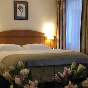 Szálloda Kavalir ***